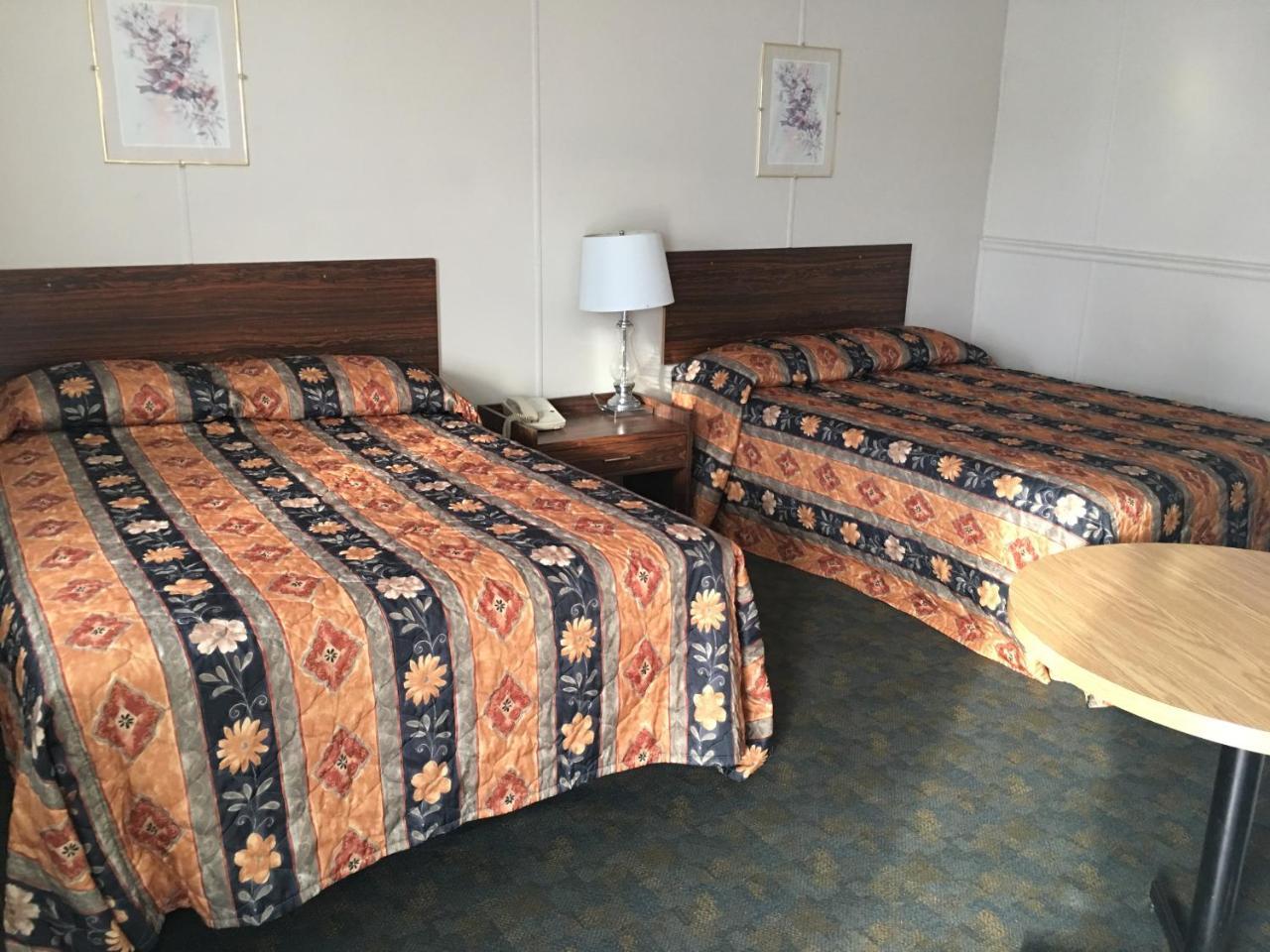 Bluebird Motel Innisfail Eksteriør billede